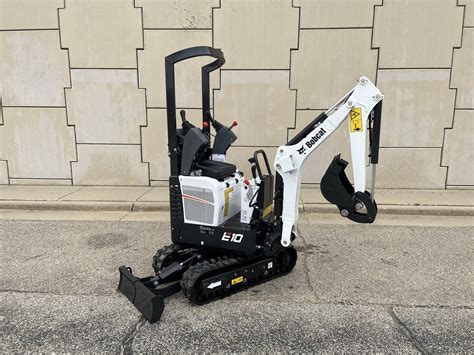 bobcat e10 mini excavator price|bobcat e10 new price.